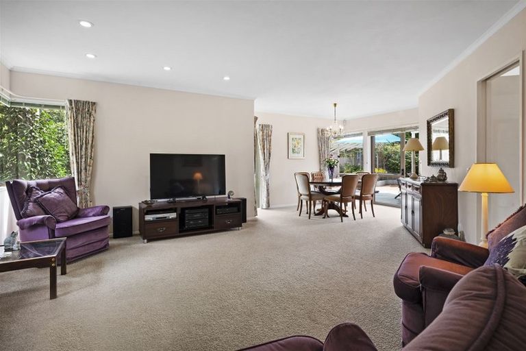 Photo of property in 54 Westview Court, Somerville, Auckland, 2014