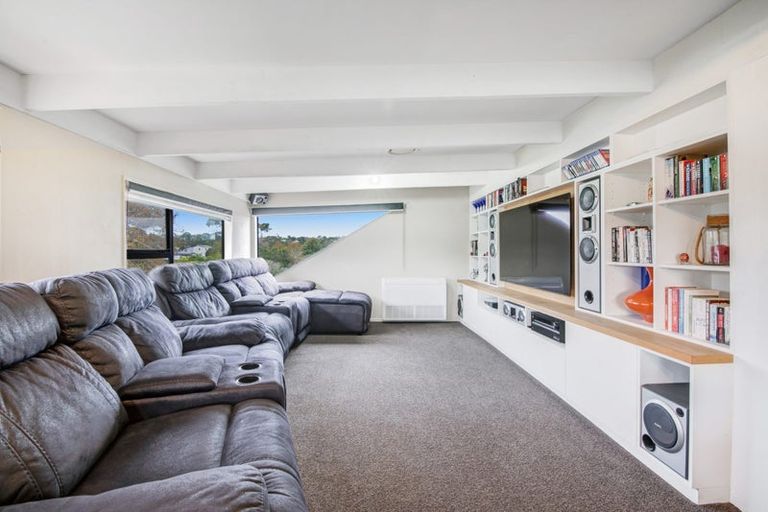 Photo of property in 43 Langton Road, Stanmore Bay, Whangaparaoa, 0932
