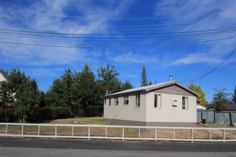 Photo of property in 21 Glenbrook Crescent, Twizel, 7901