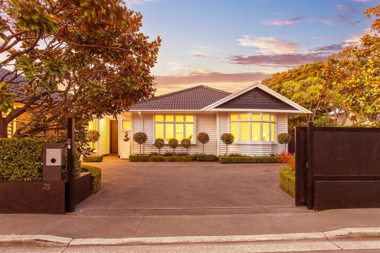 Photo of property in 25 Cox Street, Merivale, Christchurch, 8014