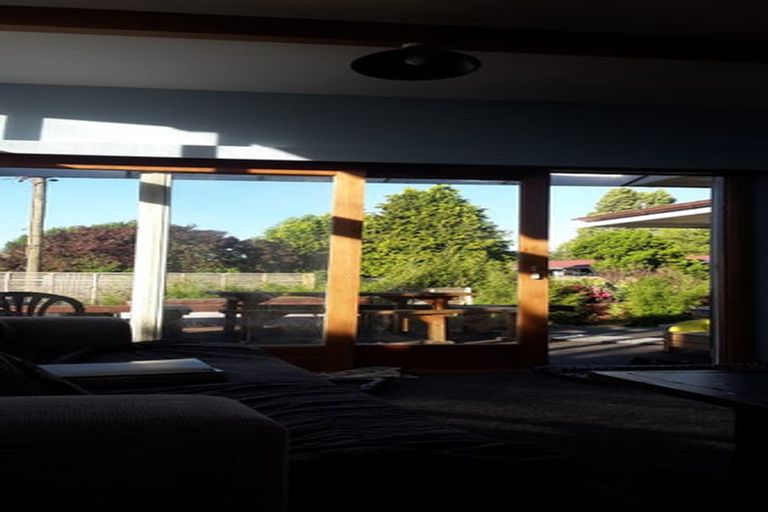 Photo of property in 40 Torquay Place, Bryndwr, Christchurch, 8053