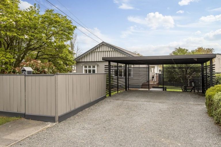 Photo of property in 25 Domain Terrace, Spreydon, Christchurch, 8024