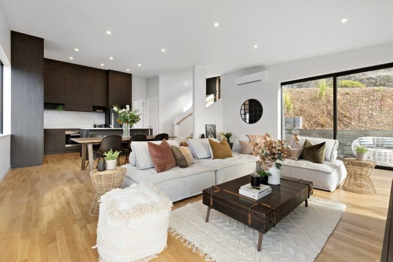 Photo of property in 5 Lancewood Lane, Queenstown, 9300