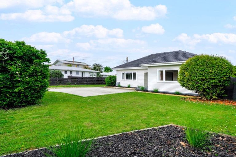 Photo of property in 95 Pukete Road, Pukete, Hamilton, 3200