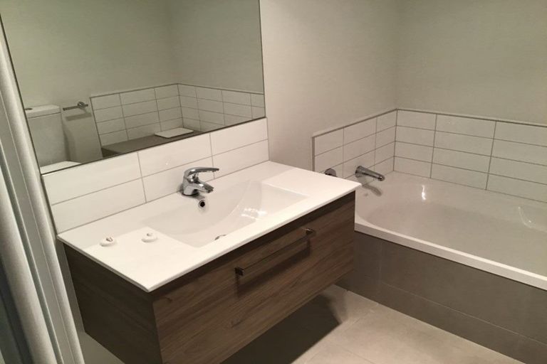 Photo of property in 8 Naeo Close, Papamoa Beach, Papamoa, 3118