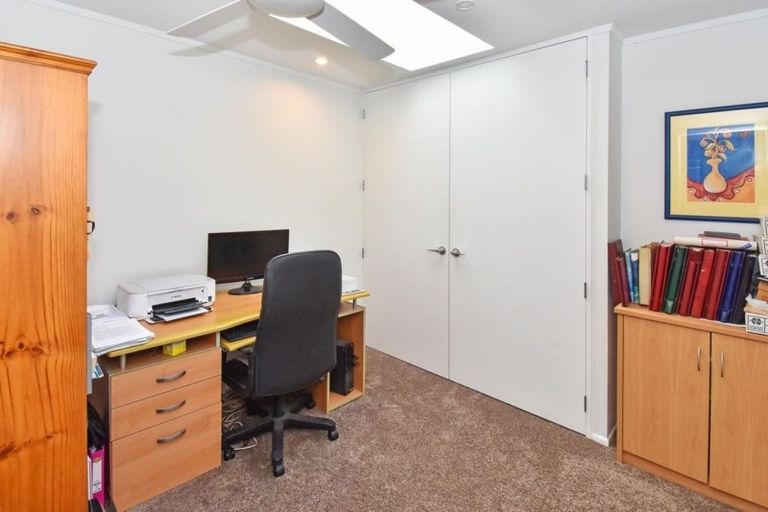 Photo of property in 20 Seaway Road, Clarks Beach, 2122