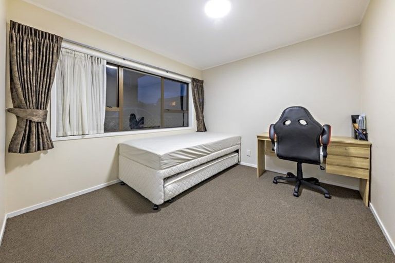 Photo of property in 2/136 Rangitoto Road, Papatoetoe, Auckland, 2025