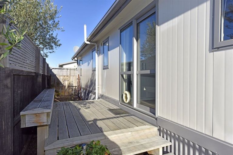 Photo of property in 3 Kingsbridge Drive, Burwood, Christchurch, 8083