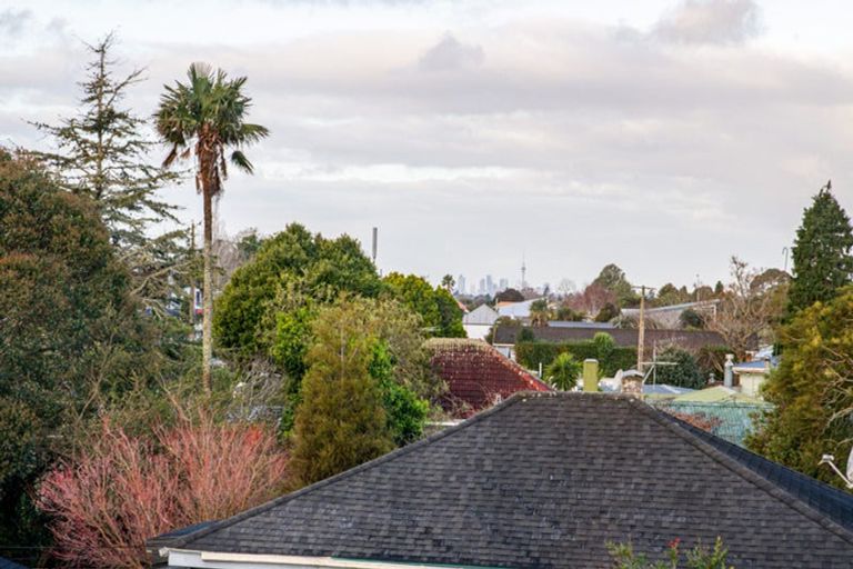 Photo of property in 3/504 Swanson Road, Ranui, Auckland, 0612