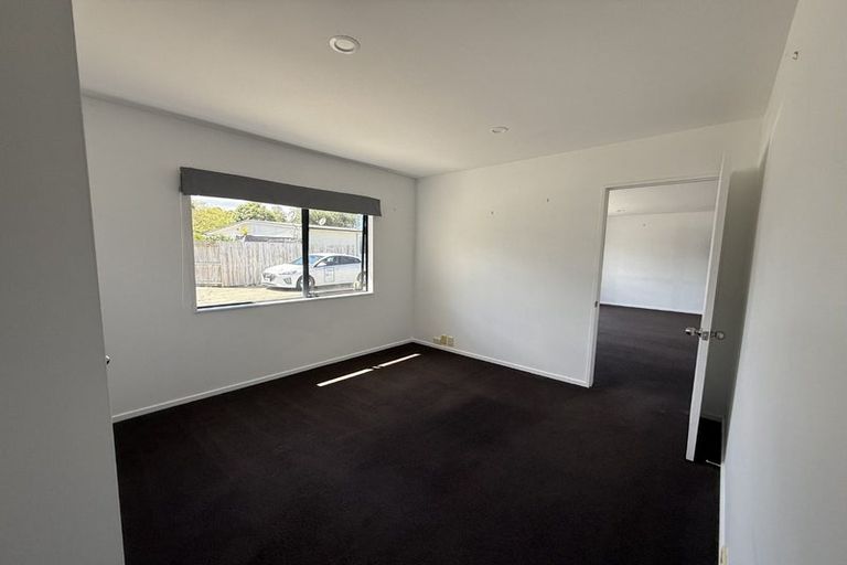 Photo of property in 52a Ferry Parade, Herald Island, Auckland, 0618