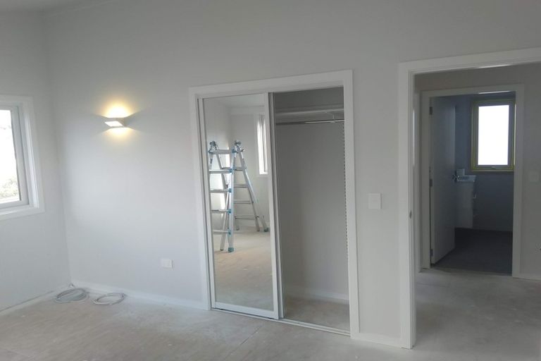 Photo of property in 33c Bracken Road, Paparangi, Wellington, 6037