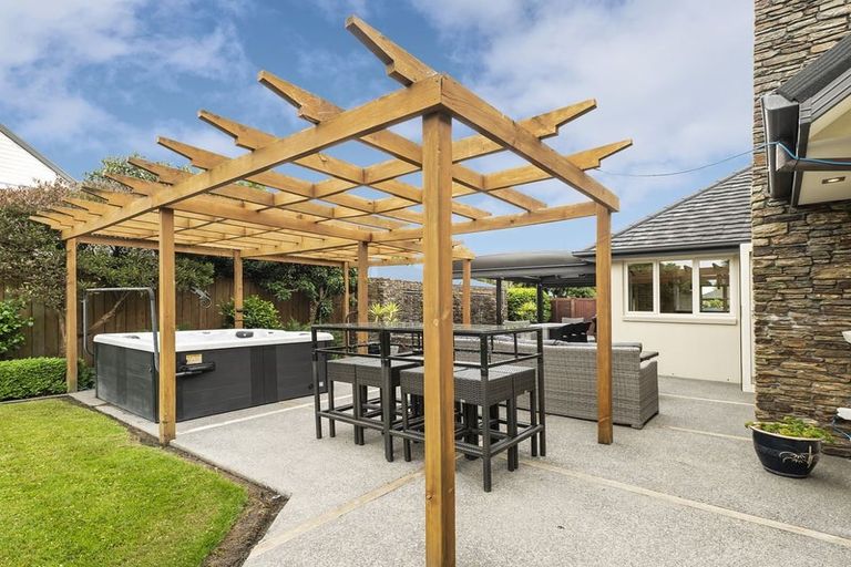 Photo of property in 18 Lochmore Street, Bishopdale, Christchurch, 8051