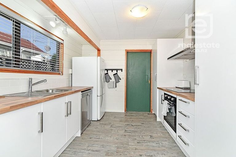 Photo of property in 34a Percy Road, Papamoa Beach, Papamoa, 3118