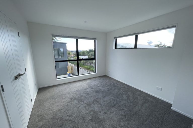 Photo of property in 13d Glendhu Road, Bayview, Auckland, 0629