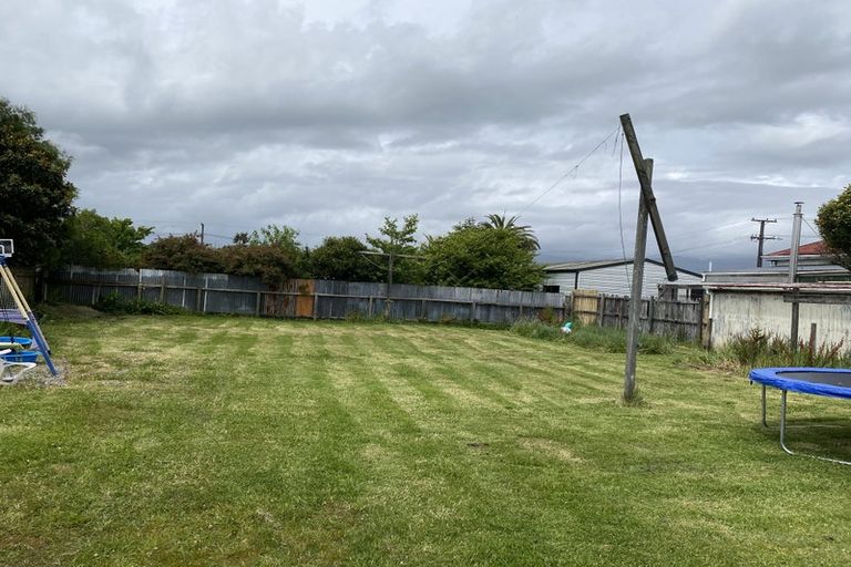 Photo of property in 137 Romilly Street, Westport, 7825