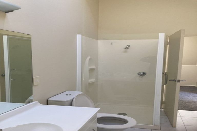 Photo of property in 8 Mitika Way, Strathmore Park, Wellington, 6022