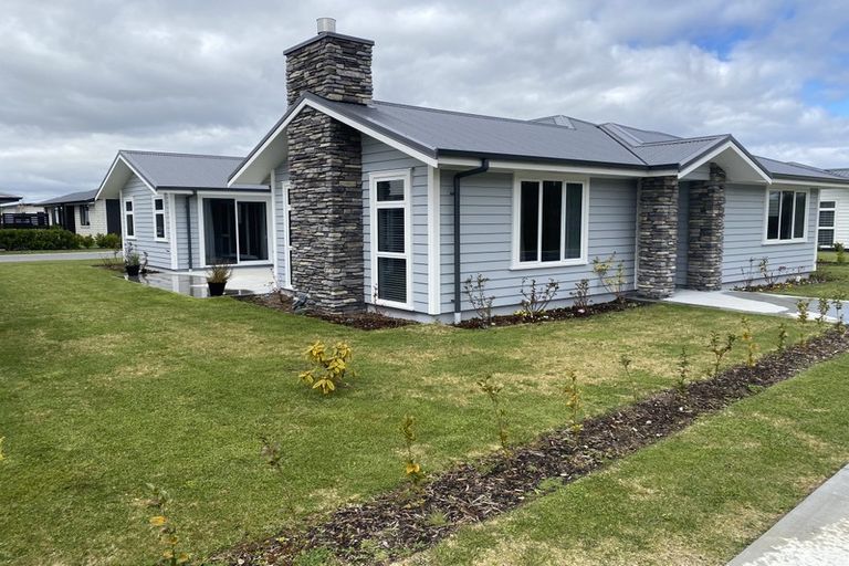 Photo of property in 36 Noumea Drive, Rangatira Park, Taupo, 3330