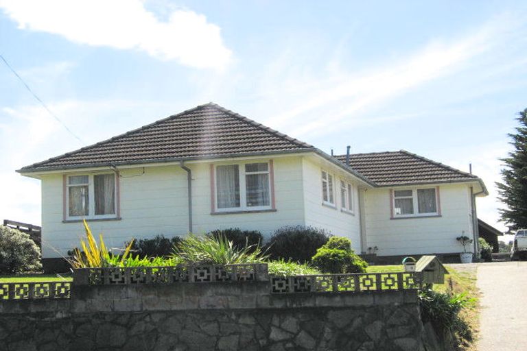 Photo of property in 28 Puriri Street, Gonville, Whanganui, 4501
