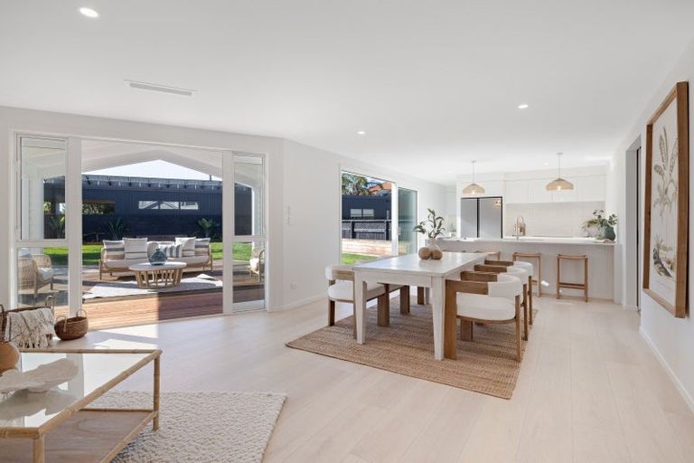 Photo of property in 16 Seychelles Drive, Papamoa Beach, Papamoa, 3118