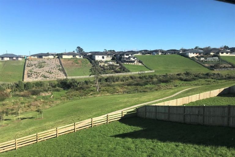 Photo of property in 20 Raithburn Terrace, Pokeno, 2402