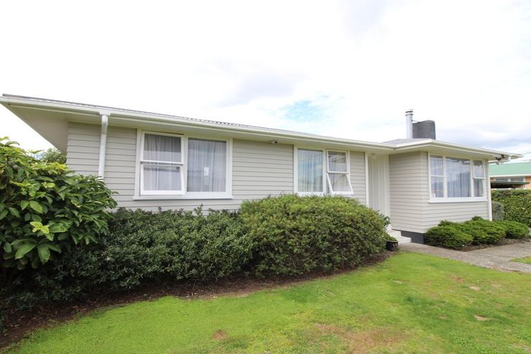 Photo of property in 6 Euan Street, Mangakakahi, Rotorua, 3015