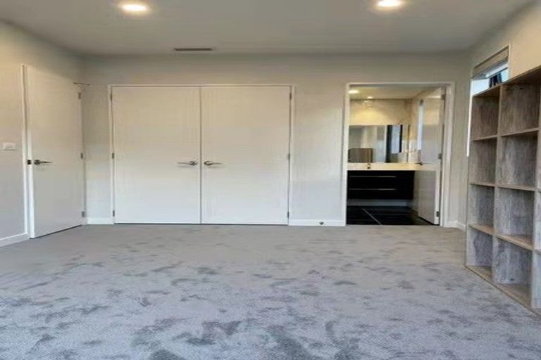 Photo of property in 10 Silvereye Road, Hobsonville, Auckland, 0616