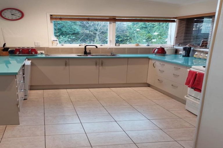 Photo of property in 27 Glen Terrace, Te Puke, 3119