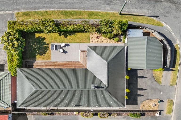 Photo of property in 11 Glenmore Avenue, Casebrook, Christchurch, 8051