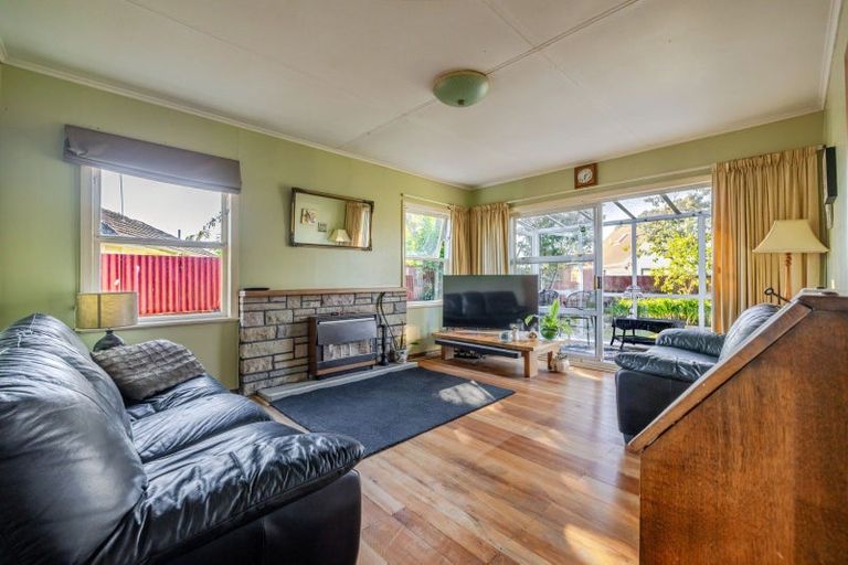 Photo of property in 36 Lancaster Street, Highbury, Palmerston North, 4412