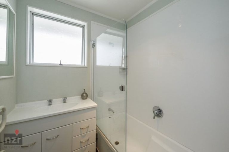 Photo of property in 3 Flygers Line, Milson, Palmerston North, 4414