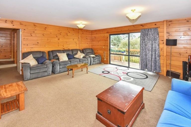 Photo of property in 15 Stevenson Road, Clarks Beach, 2122