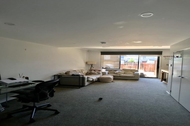 Photo of property in 174 Hobsonville Point Road, Hobsonville, Auckland, 0616