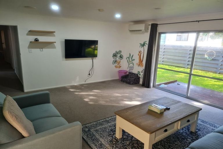 Photo of property in 94b Brois Street, Frankleigh Park, New Plymouth, 4310