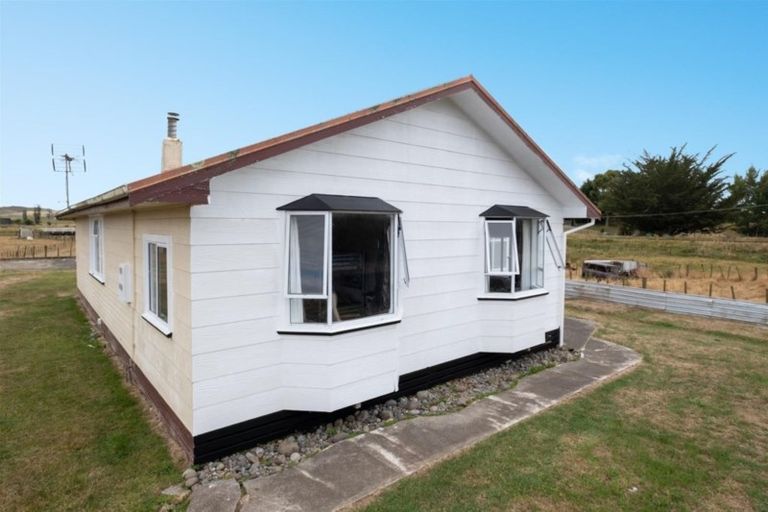 Photo of property in 9 Domain Road, Toko, Stratford, 4392