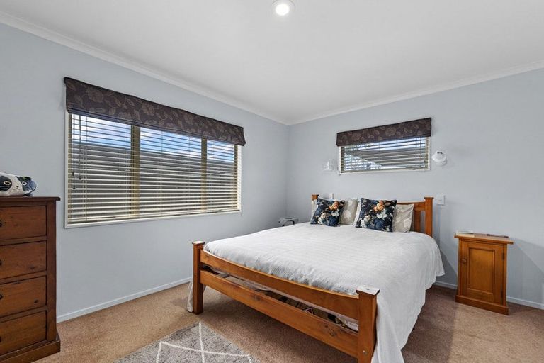 Photo of property in 8 Donegal Place, Katikati, 3129