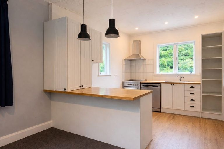 Photo of property in 4/6 Balfour Street, Mornington, Wellington, 6021