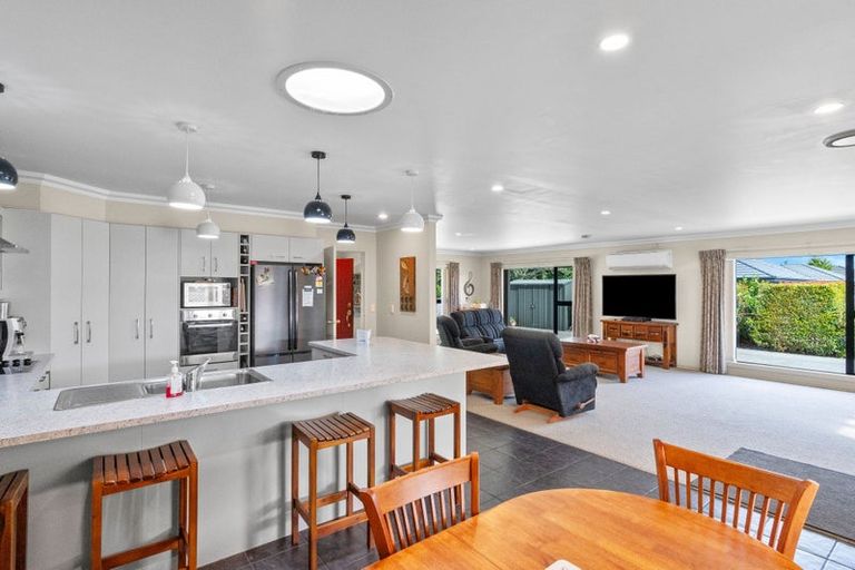 Photo of property in 10 Burnfield Way, Levin, 5510