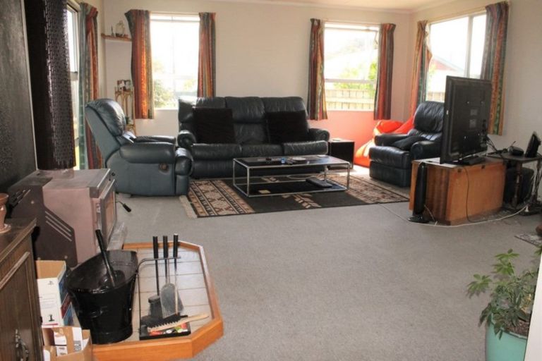 Photo of property in 18 Forbes Street, Westport, 7825