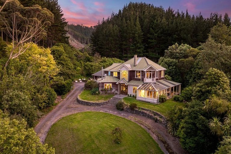 Photo of property in 65 Valley Road, Paraparaumu, 5032