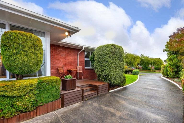 Photo of property in 16 Wendover Street, Bishopdale, Christchurch, 8053