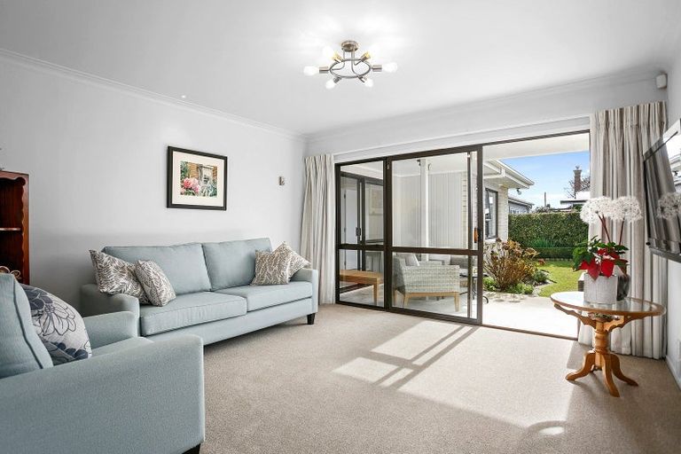 Photo of property in 91 Williams Street, Cambridge, 3434