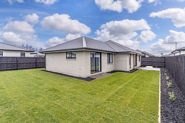 Photo of property in 13 Eastman Drive, Halswell, Christchurch, 8025