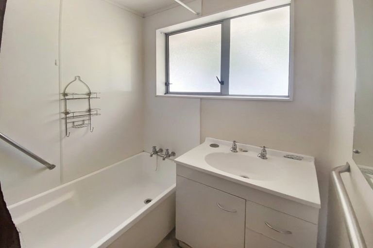 Photo of property in 1/359 George Street, Stokes Valley, Lower Hutt, 5019