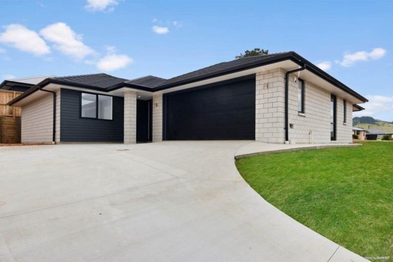 Photo of property in 21 Thomason Crescent, Pokeno, 2402