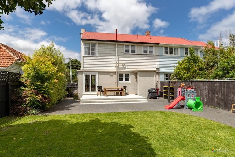 Photo of property in 55 Oxford Terrace, Epuni, Lower Hutt, 5011