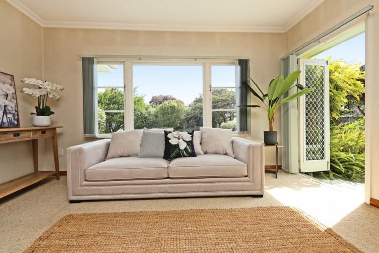 Photo of property in 805 Princes Street, Parkvale, Hastings, 4122