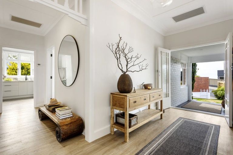 Photo of property in 1 Spencer Street, Andersons Bay, Dunedin, 9013