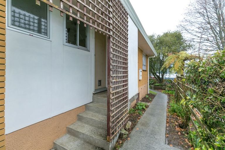 Photo of property in 2/2 Eden Avenue, Te Awamutu, 3800