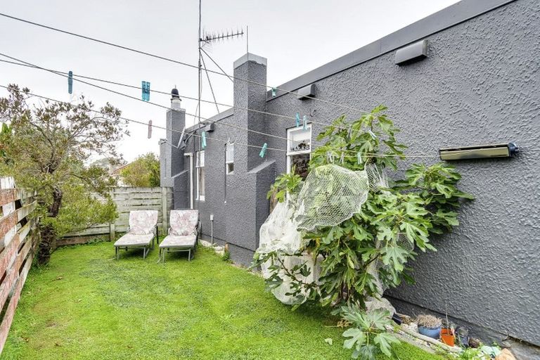 Photo of property in 11 Tripoli Street, Onekawa, Napier, 4110