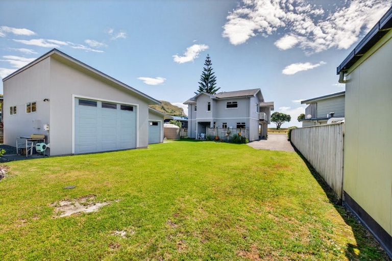 Photo of property in 22 Pohutukawa Drive, Mahia, Nuhaka, 4198